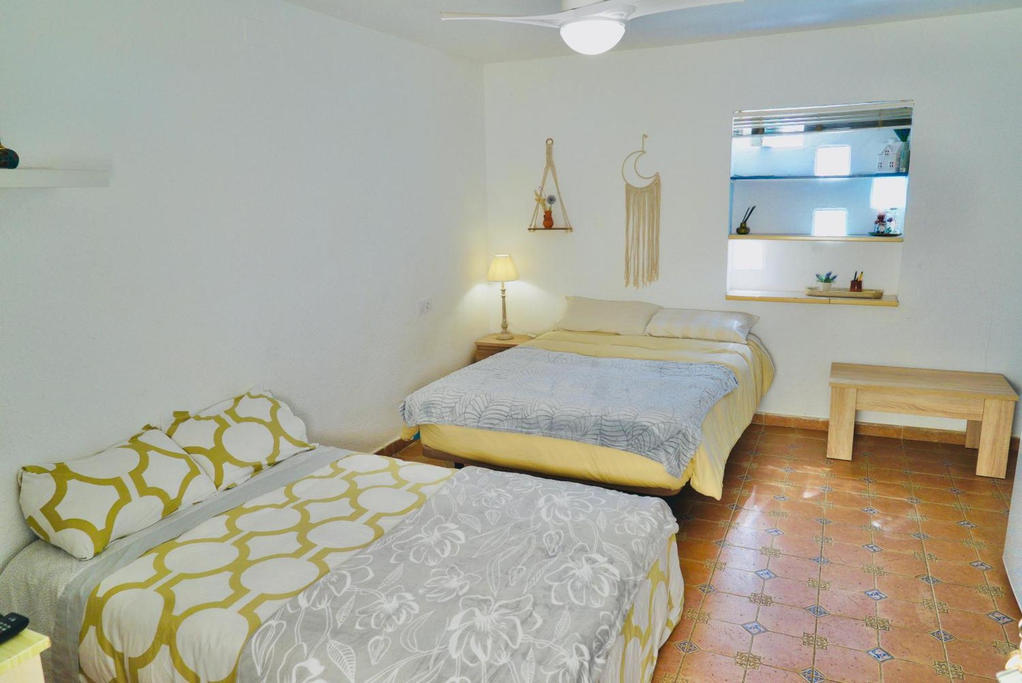 Estudio Adosado Con Jardin Y Parking Privado Alicante Eksteriør bilde