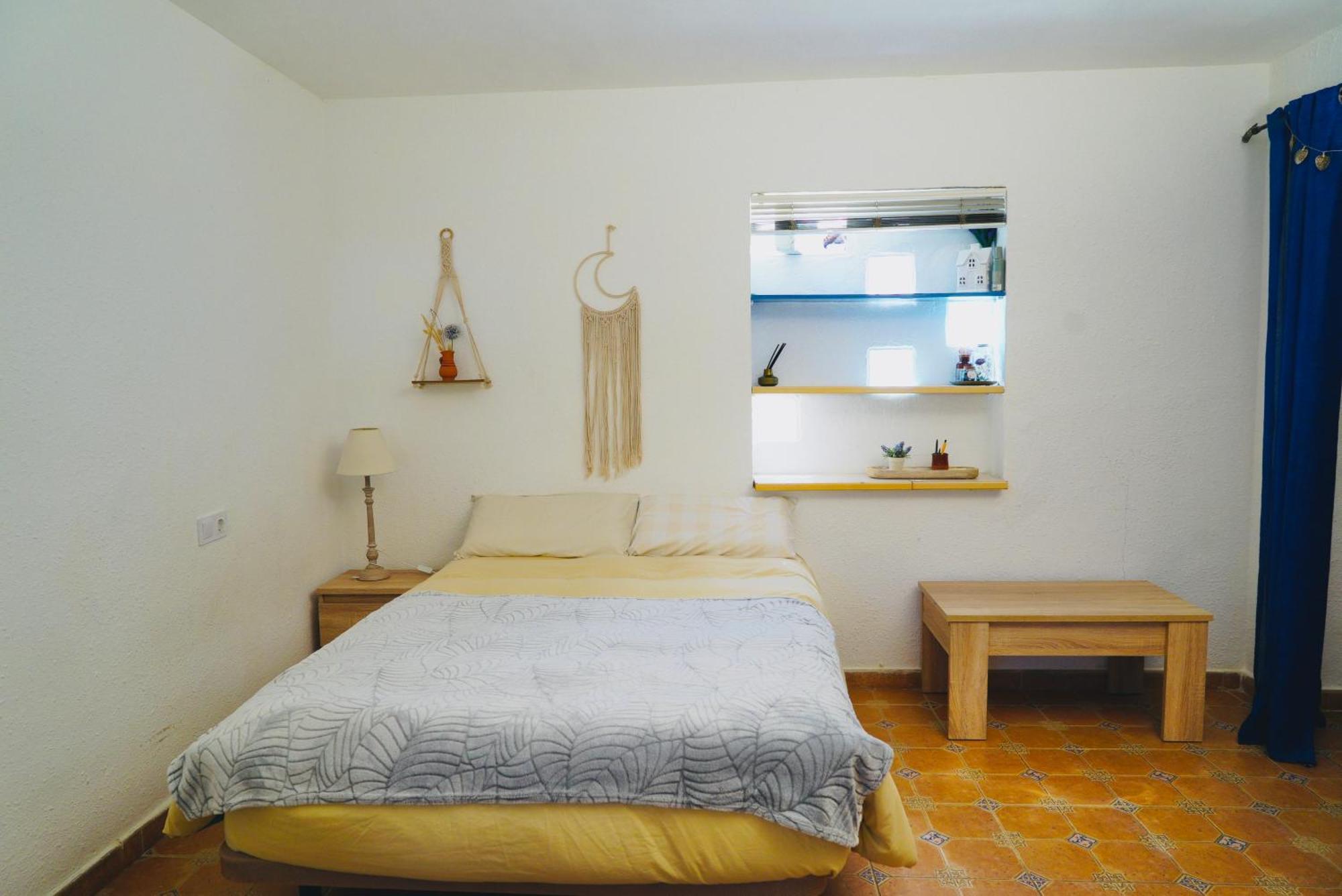 Estudio Adosado Con Jardin Y Parking Privado Alicante Eksteriør bilde